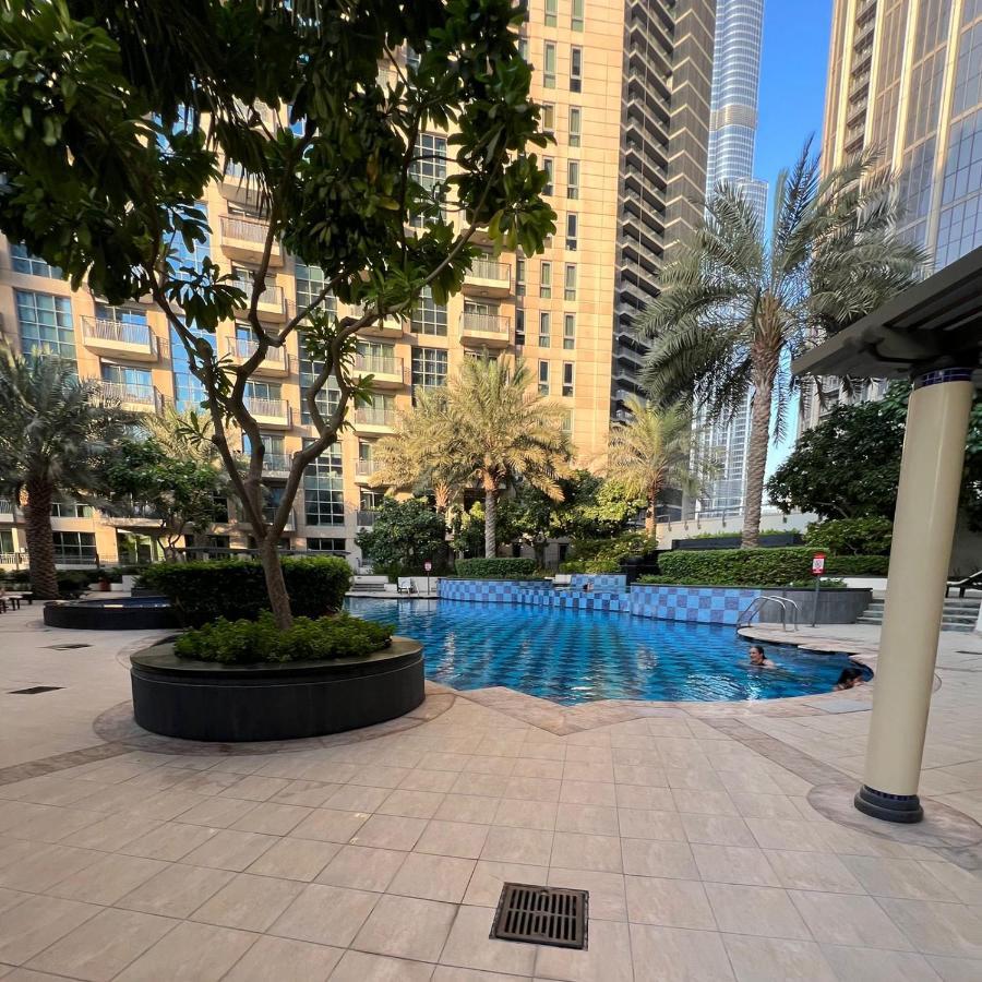 First Class 1br With Fountain View * Dubai