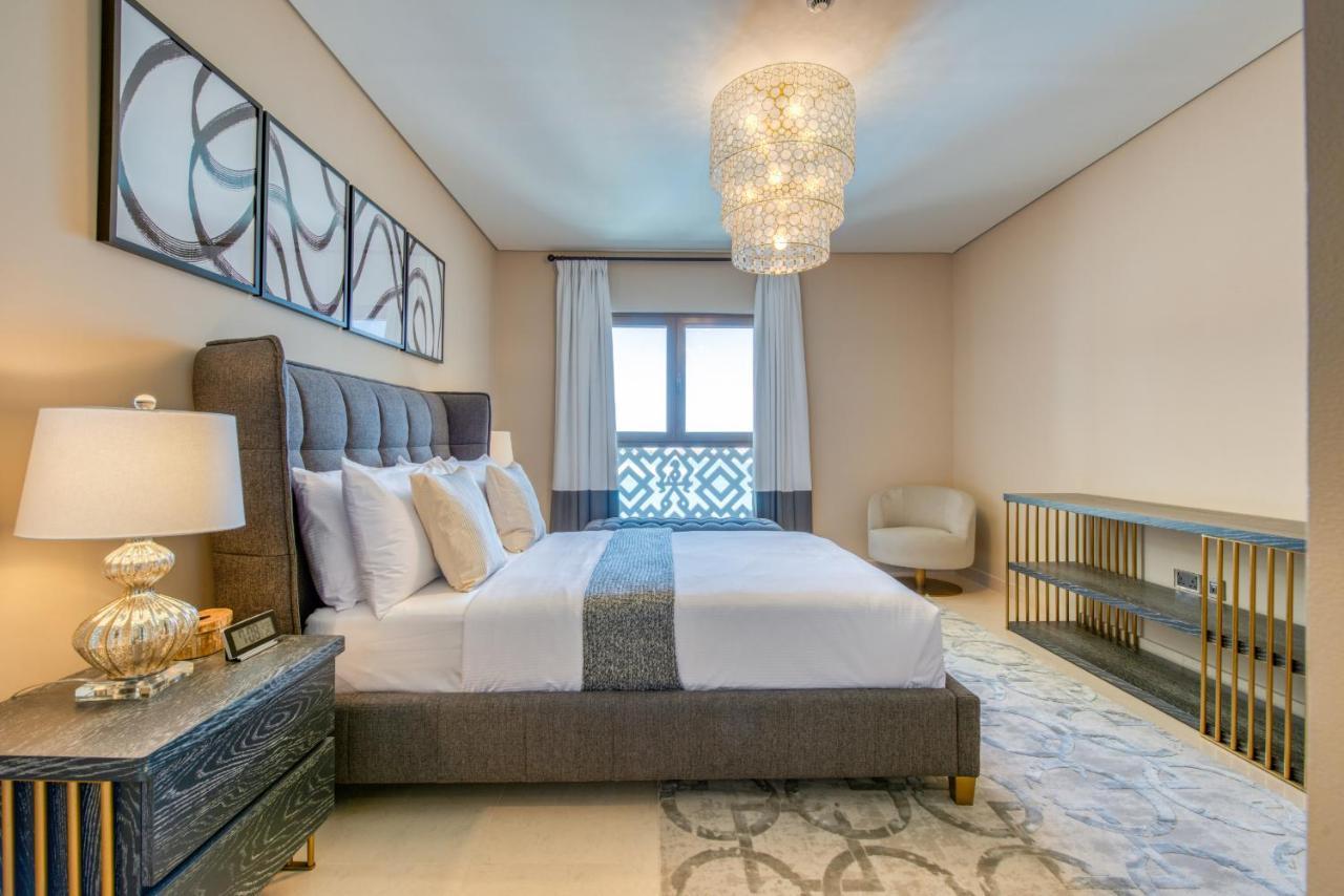 Balqis Residences, Palm Jumeirah - Mint * Dubai