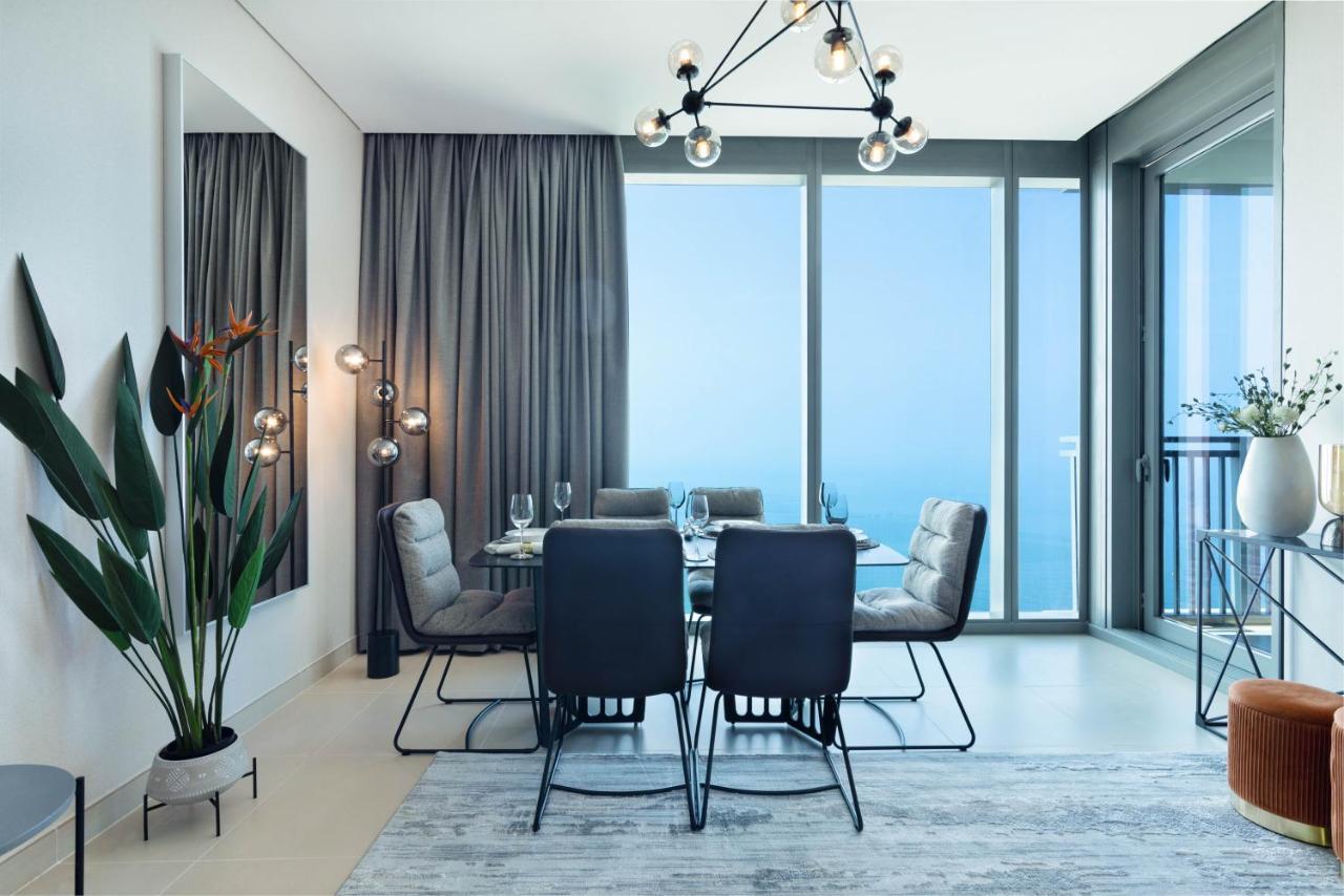Maison Privee - 2br With Exclusive Sea Views In 5242 Marina Apartment Dubai