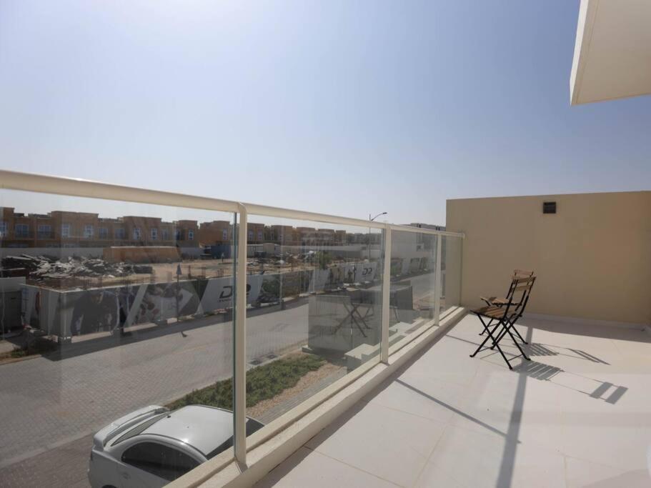 Villa Corner 3bedroom Townhouse In Avencia Cluster Dh2