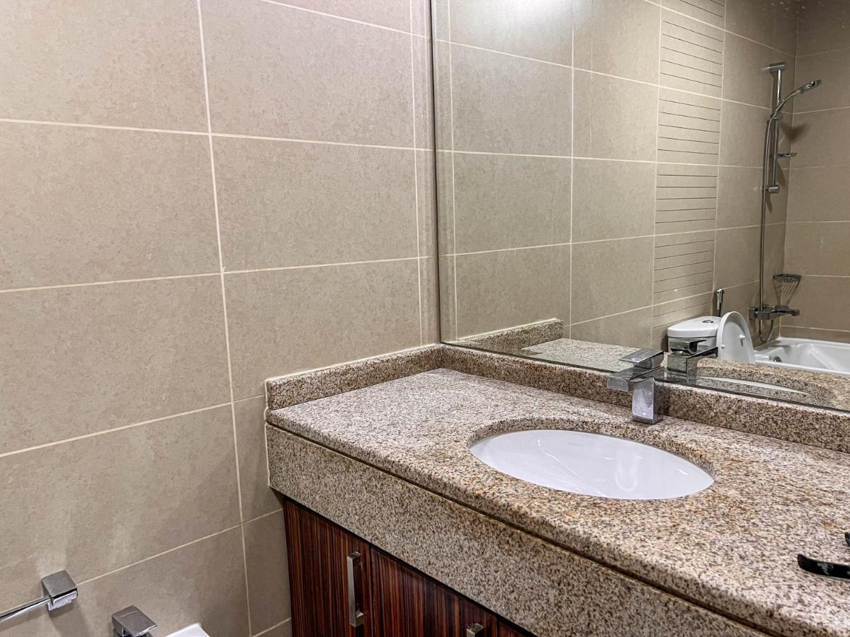 Daire Cosmos Living Modern Near Marina Dubai