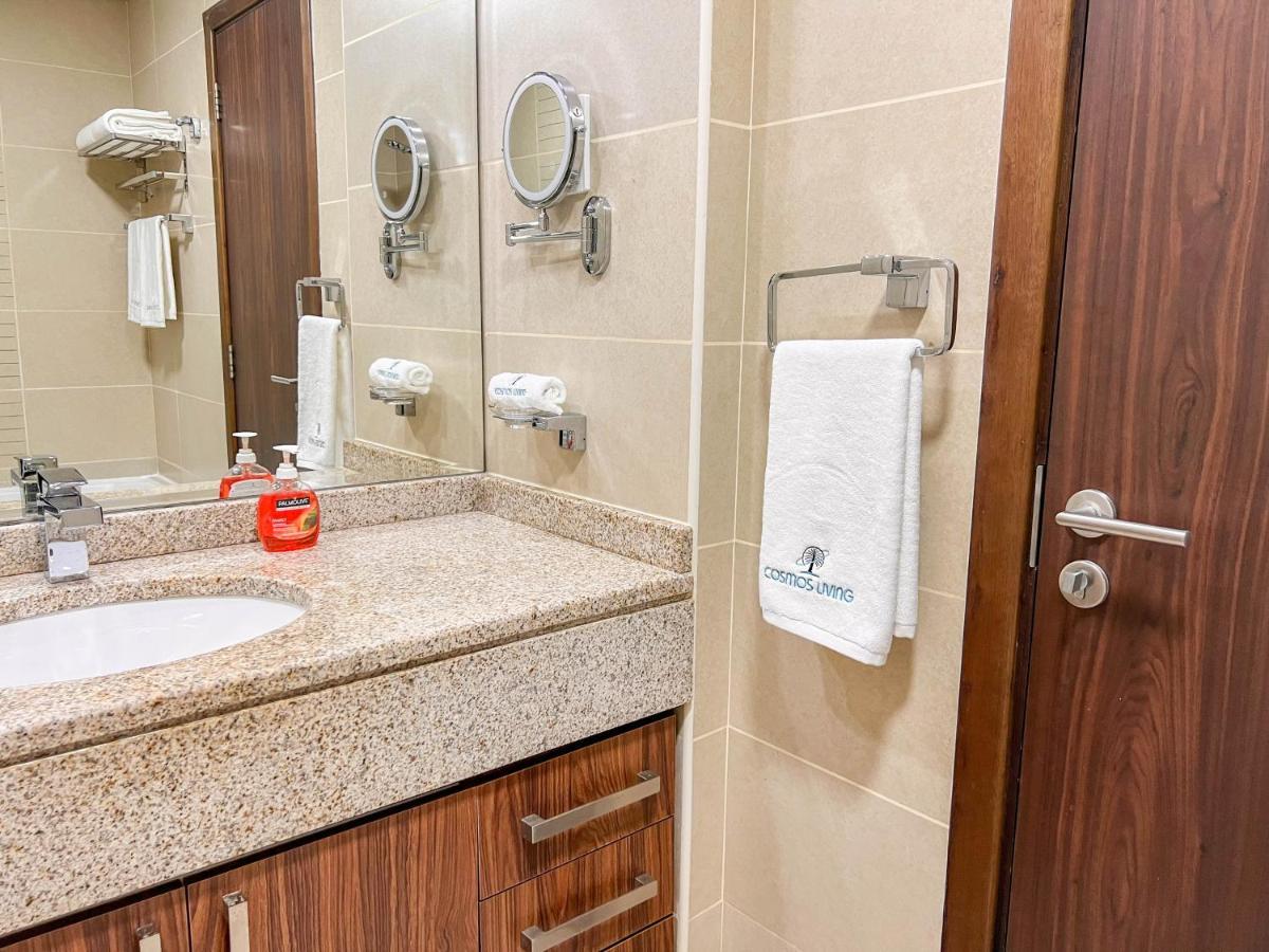 Daire Cosmos Living Modern Near Marina Dubai