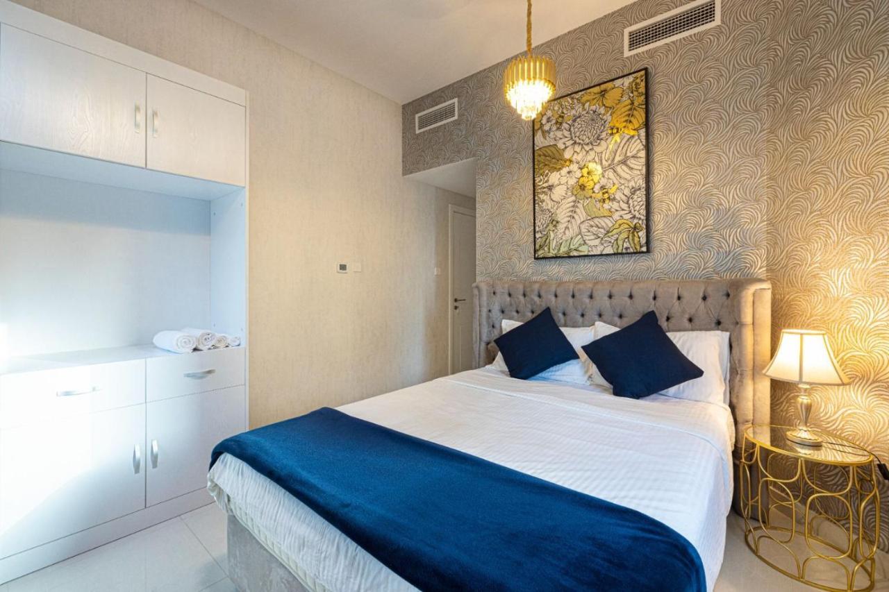 Marina Royal Premium Serviced Marina Wharf - Kids Free Free Check In 24