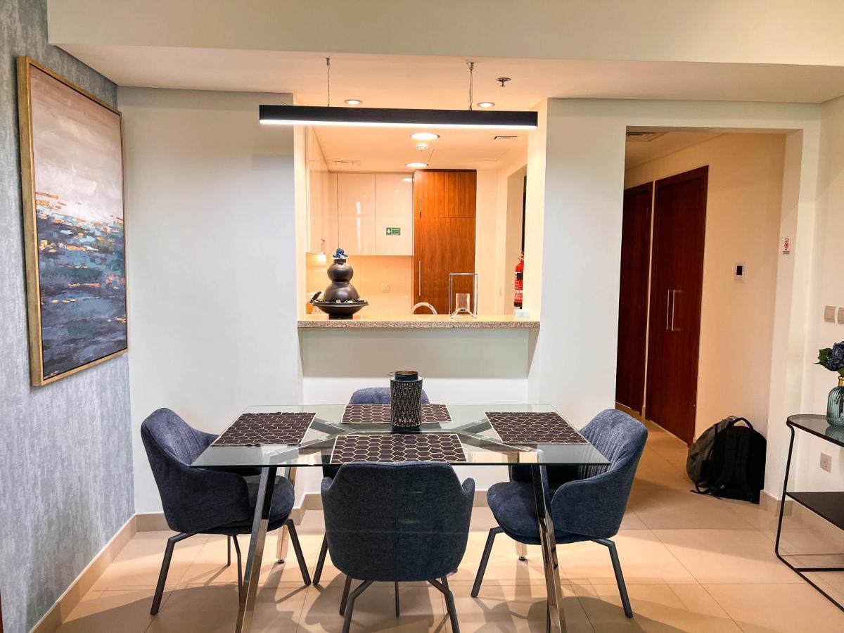 Cosmos Living Downtown Apartment