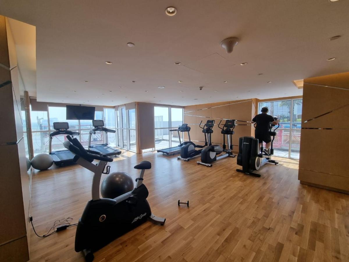 Immaculate 1br At Carson C Daire *