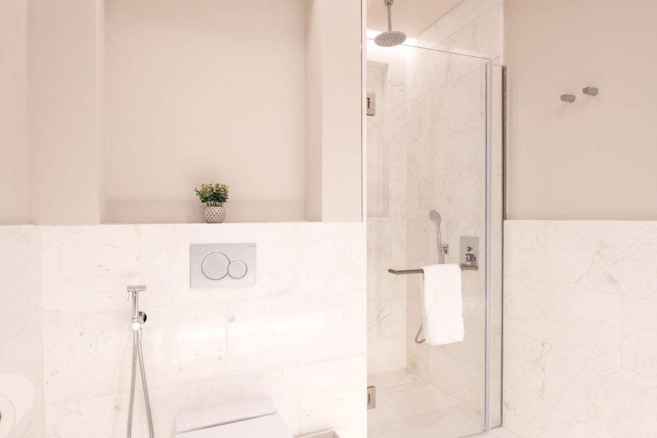 Ultra Luxury Palm Tower With Shared Facilities 5* Dubai