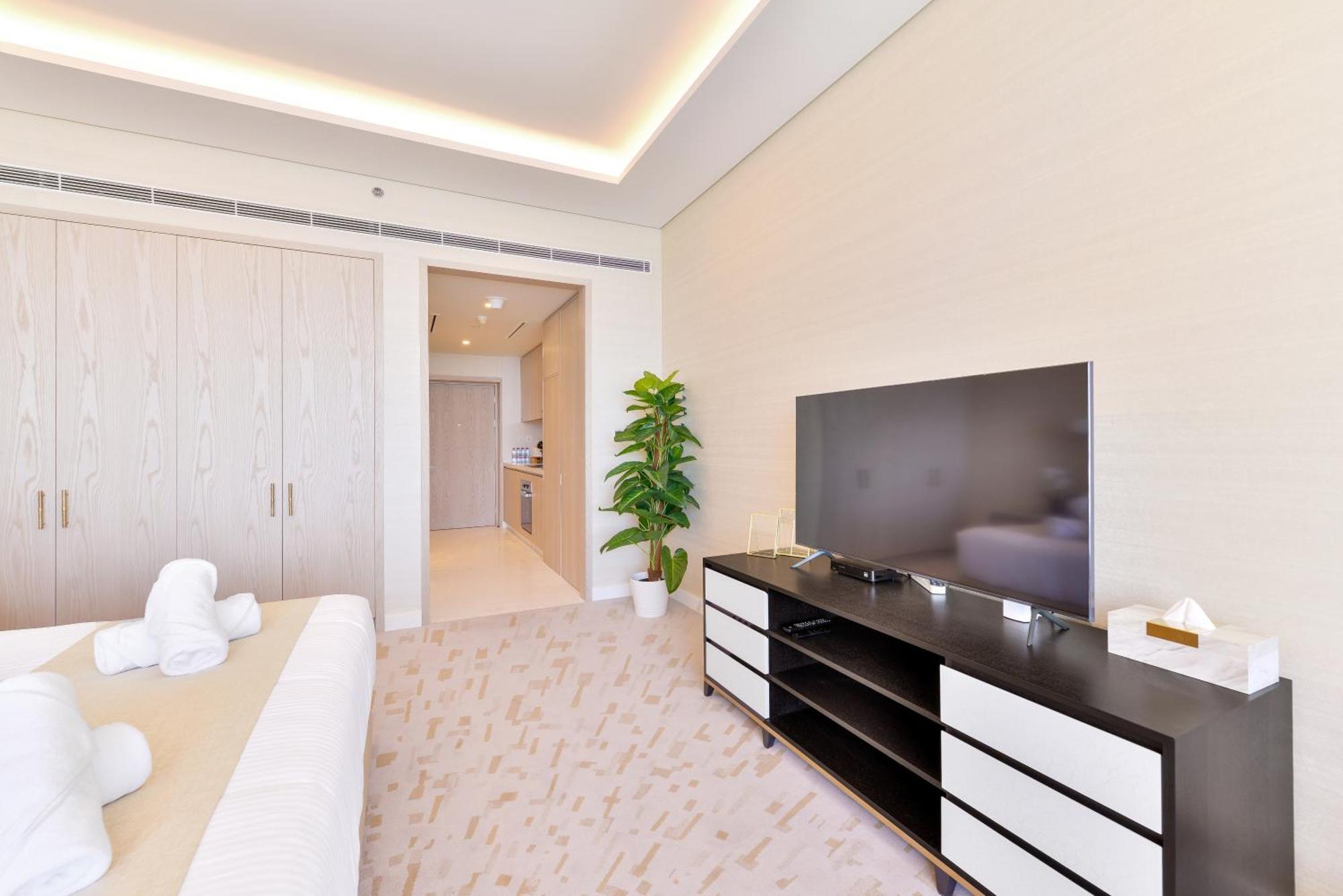 Ultra Luxury Palm Tower With Shared Facilities Apart Otel Dubai