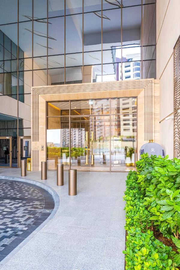 Ultra Luxury Palm Tower With Shared Facilities