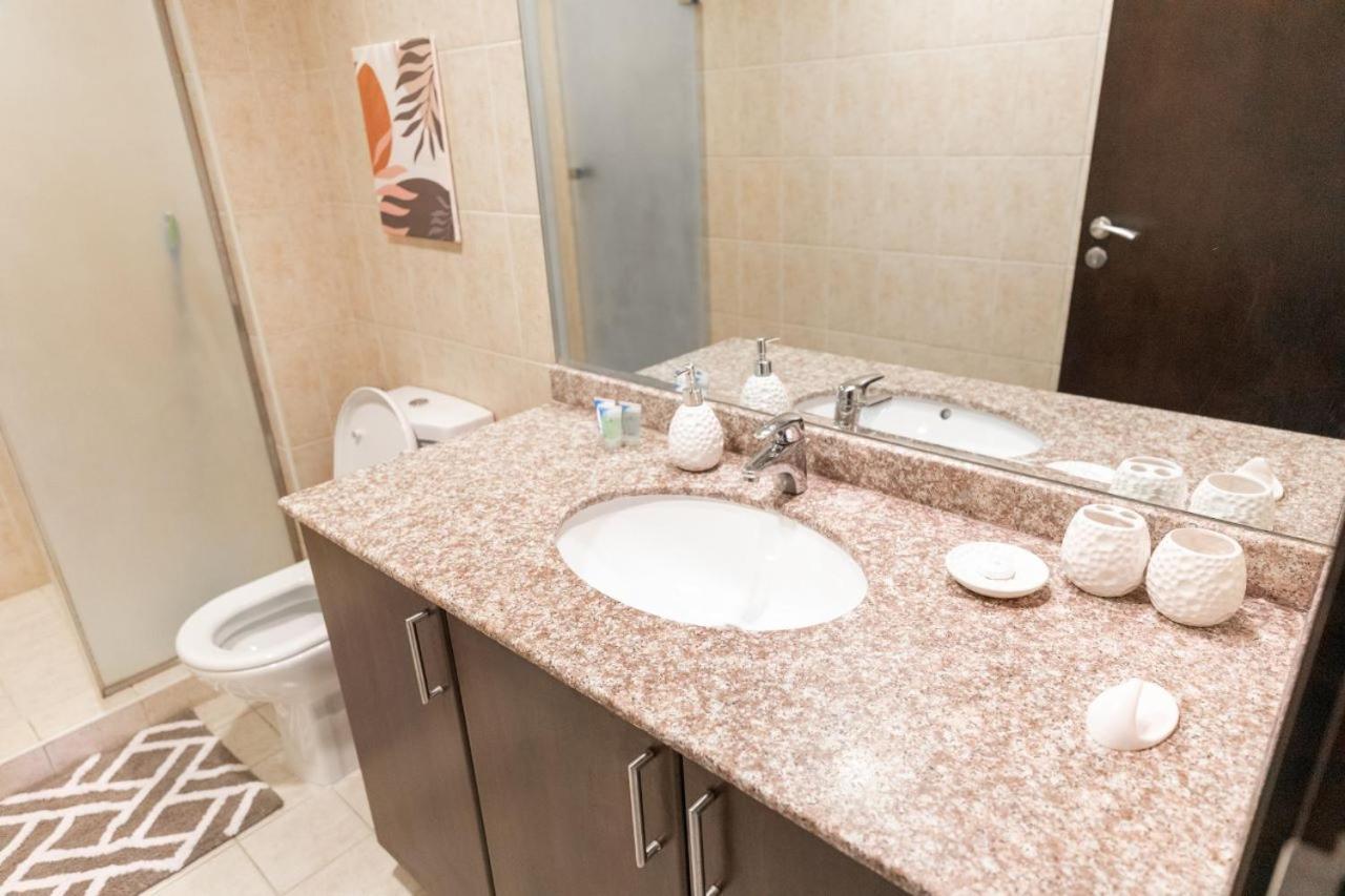 Luxury Churchill Tower- Vast Holidays Apartamento *