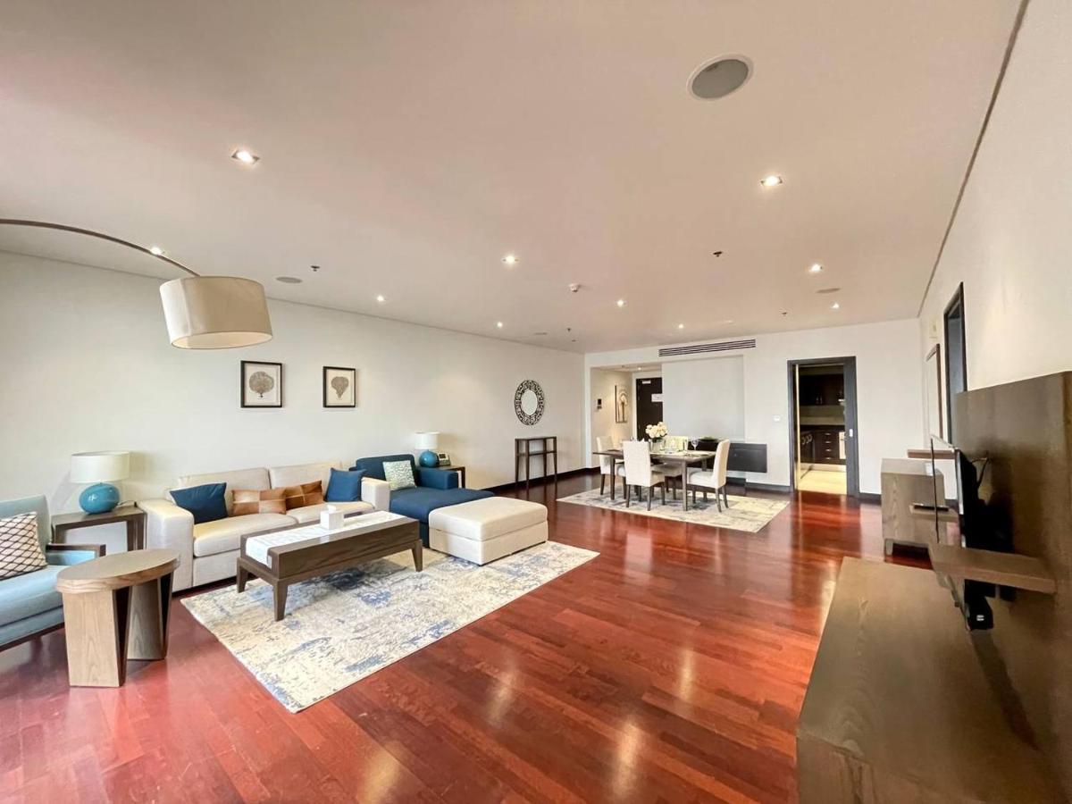 Apartment Signature Living Resort Apartments With Private Beach And Laguna Pool , Palm Jumeirah