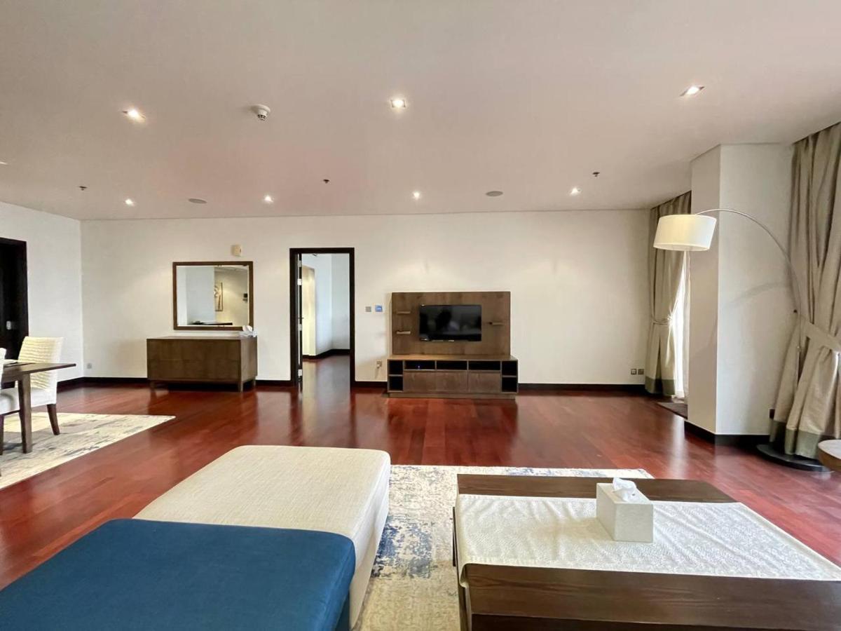 Apartment Signature Living Resort Apartments With Private Beach And Laguna Pool , Palm Jumeirah *