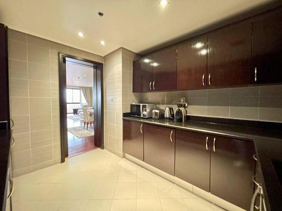 Apartment Signature Living Resort Apartments With Private Beach And Laguna Pool , Palm Jumeirah Dubai
