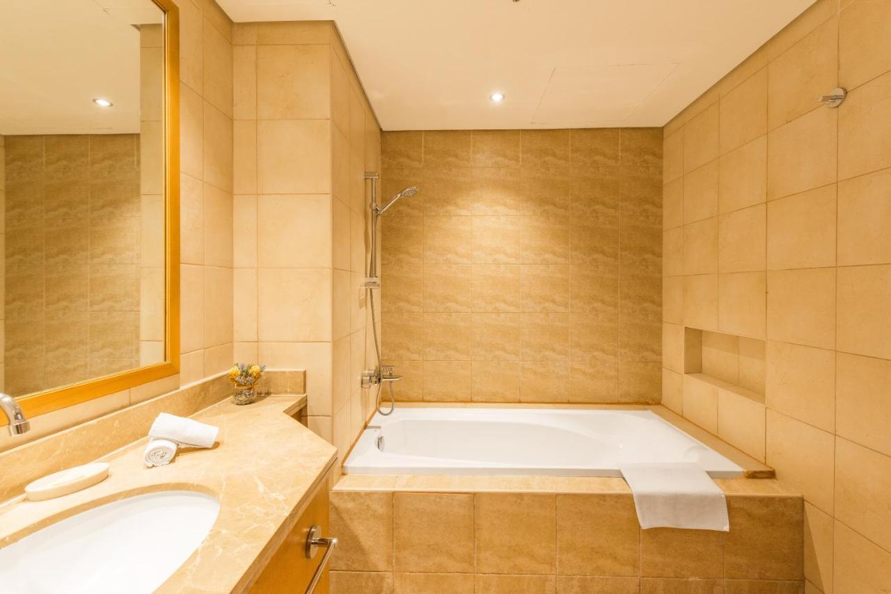 Luxury Jbr I Al Fattan Full Sea View I Free 5 Star Access Apartment Dubai