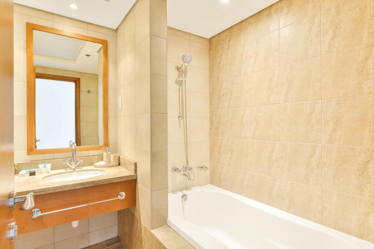 Luxury Jbr I Al Fattan Full Sea View I Free 5 Star Access *