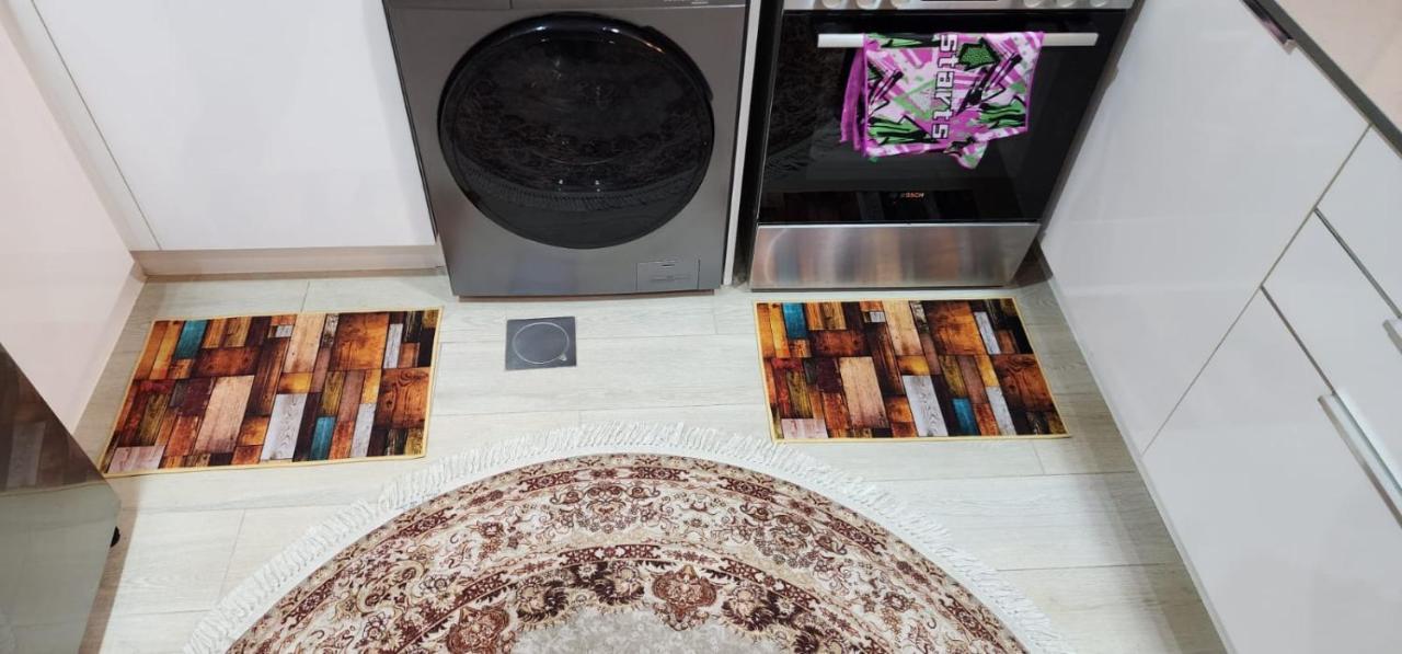 Lovely 1 Bedroom In The Heart Of Apartment