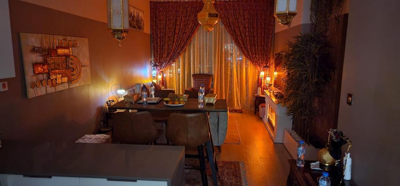 Lovely 1 Bedroom In The Heart Of * Dubai