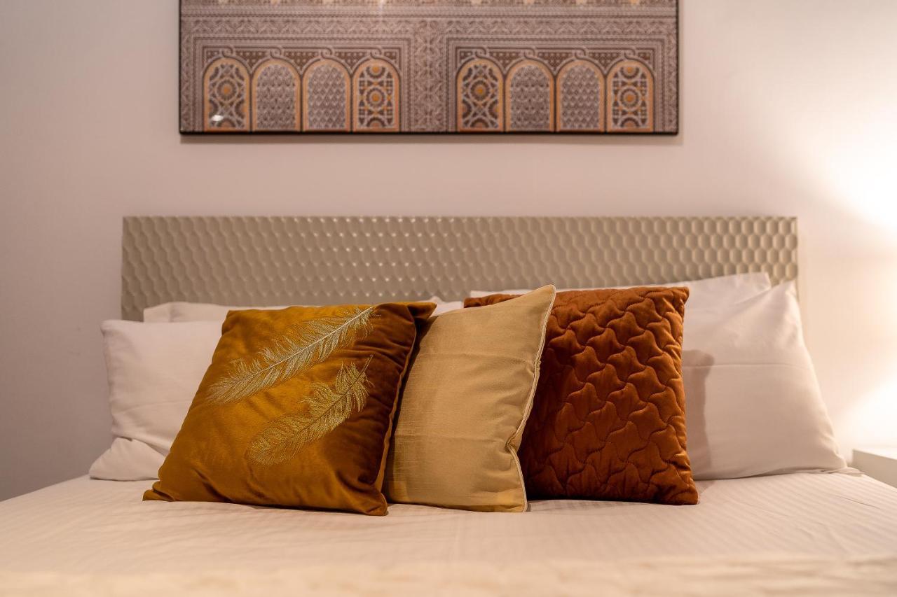 Apartamento Spectacular Burj & Fountain View - Luxurious 3 Bedrooms & Maids - The Residences Dubai