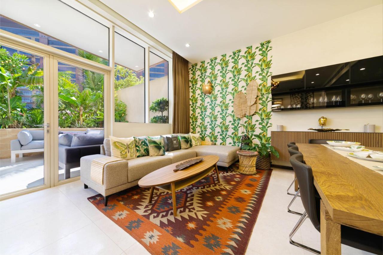 Maison Privee - Spacious Apt On Palm Jumeirah W Sea Views And Premium Facilities Access