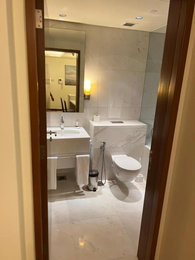 Address Mall Fashion Avenue 1 Bedroom 34 Floor * Dubai