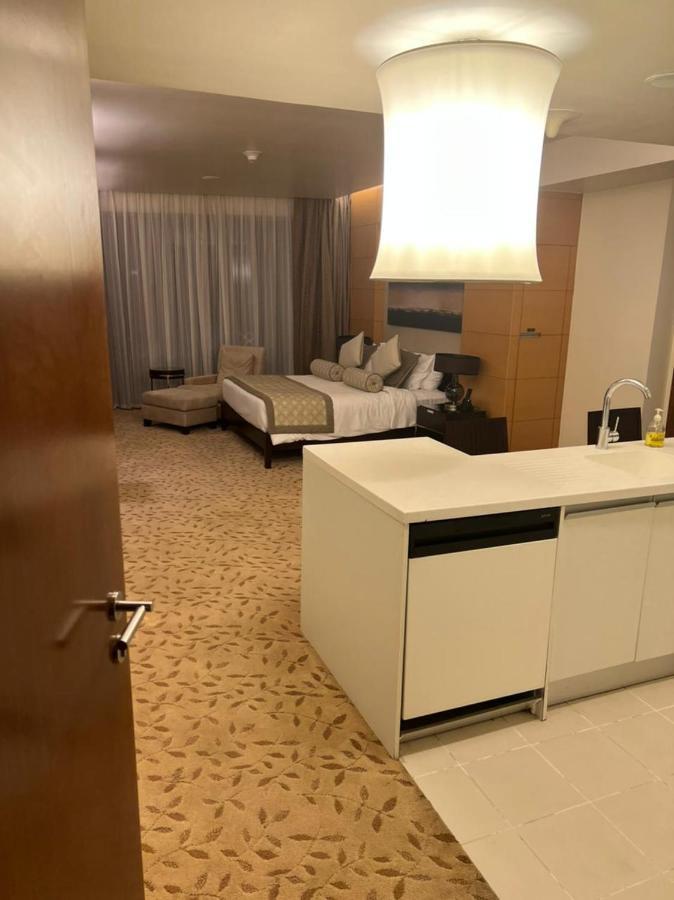 Address Mall Fashion Avenue 1 Bedroom 34 Floor * Dubai
