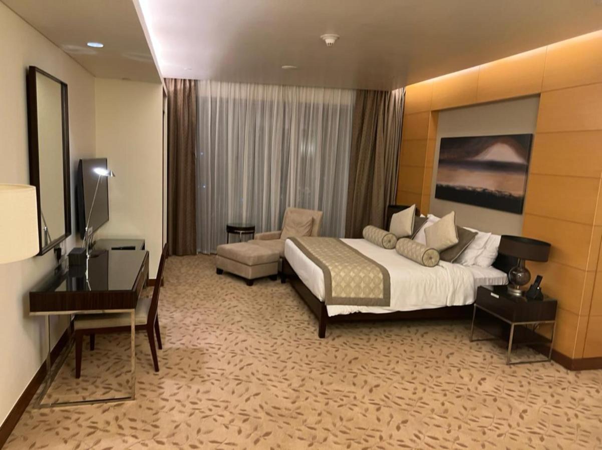 Apartment Address Mall Fashion Avenue 1 Bedroom 34 Floor Dubai