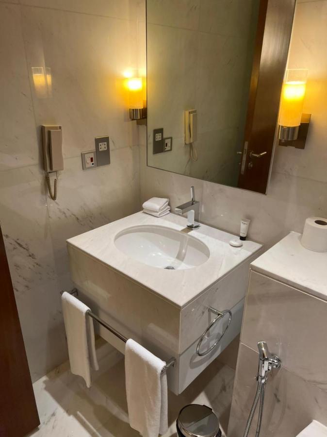 Apartment Address Mall Fashion Avenue 1 Bedroom 34 Floor *