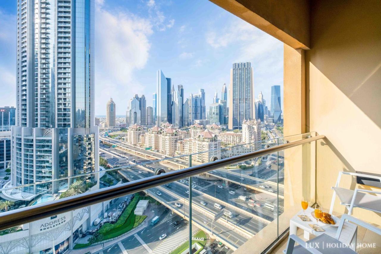 Lux The Emaar Fashion Avenue * Dubai