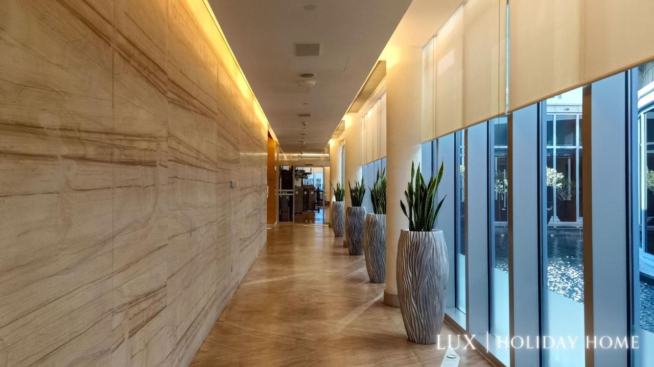 Lux The Emaar Fashion Avenue Dubai