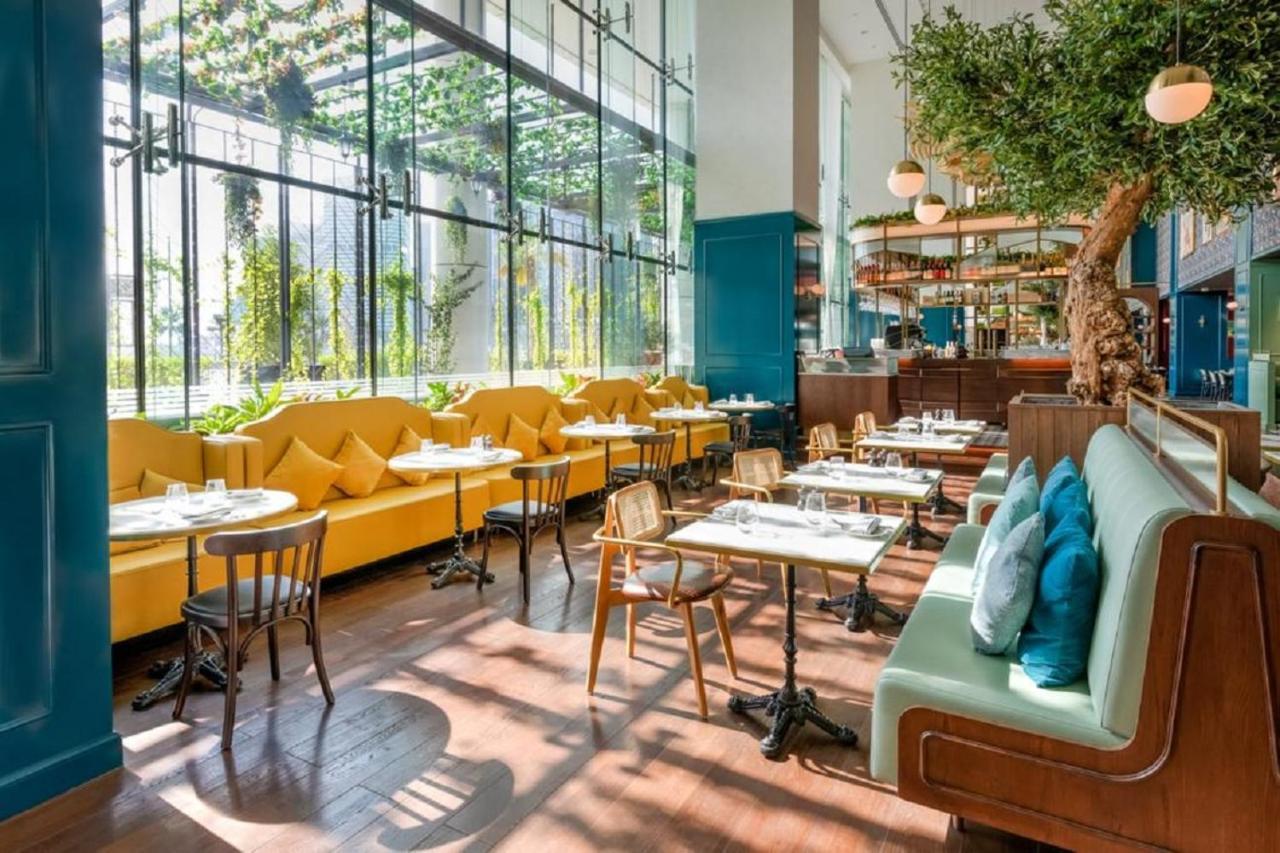 Pullman Downtown Hotel 5*
