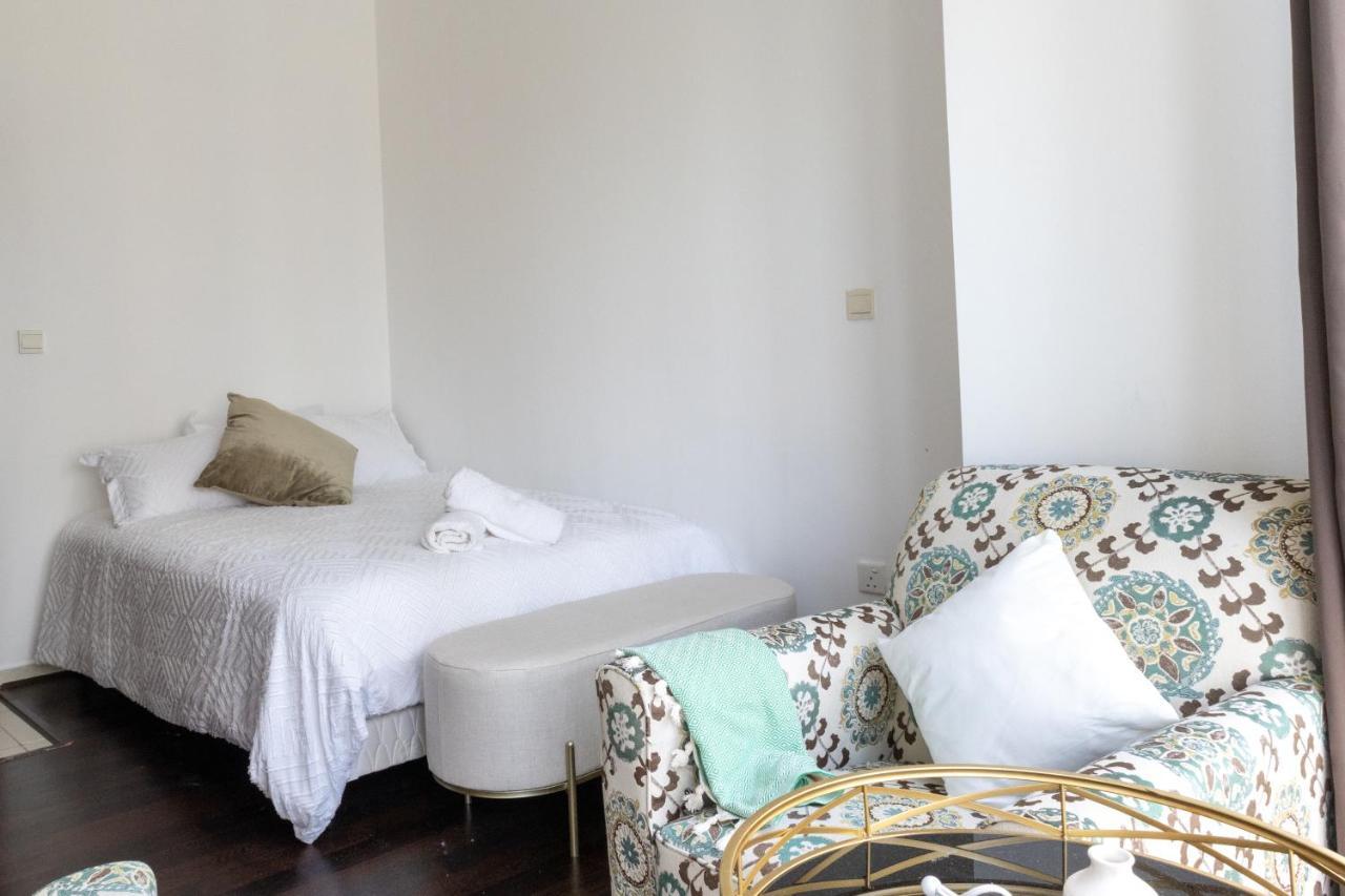 Gorgeous 3-bed With Burj Khalifa & Dancing Fountain Views *