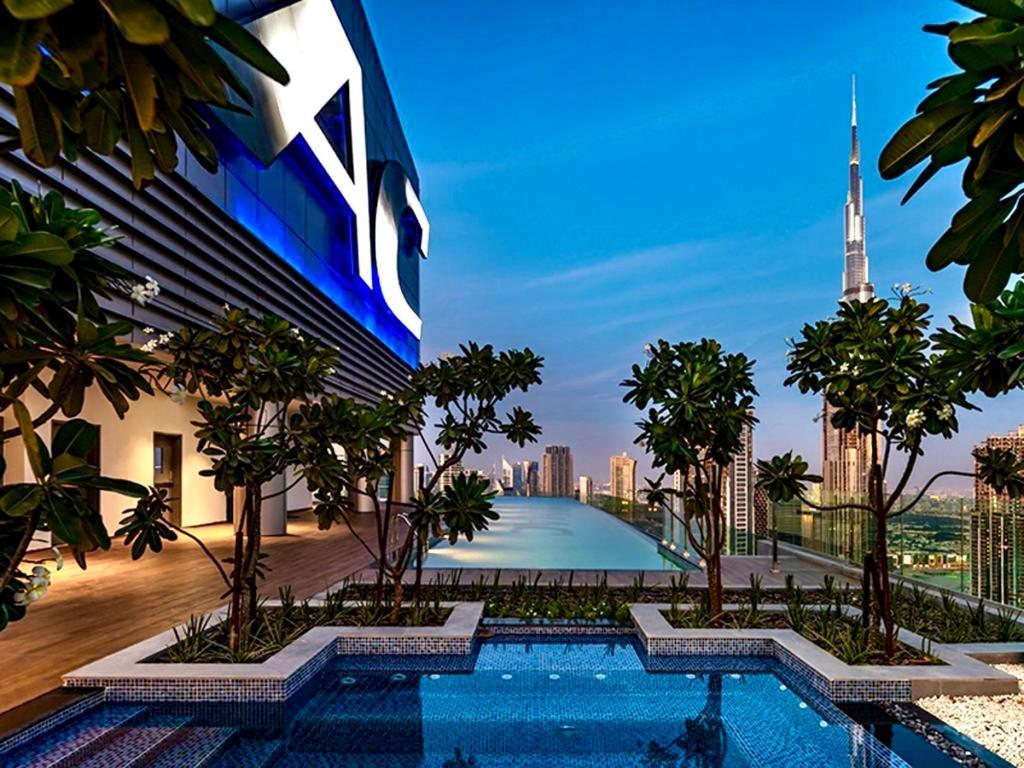 Apartment Infinity Pool & Burj Khalifa View L Luxe Paramount Dubai