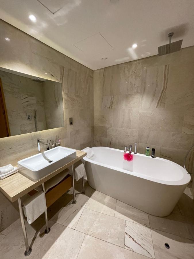 Skyvilla Fivehotel Jvc Private Pool * Dubai