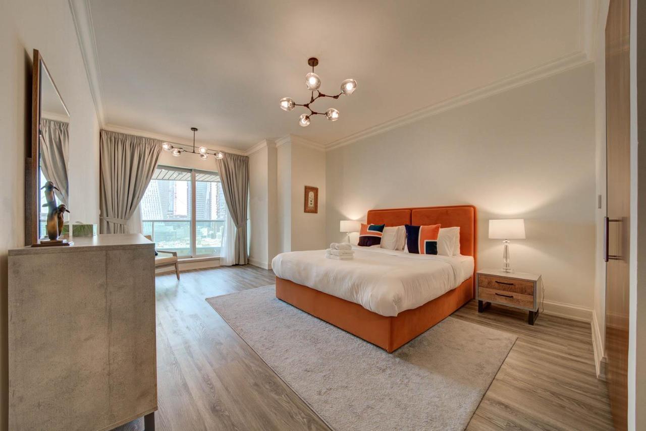 Stunning 2br L Marina View Dubai