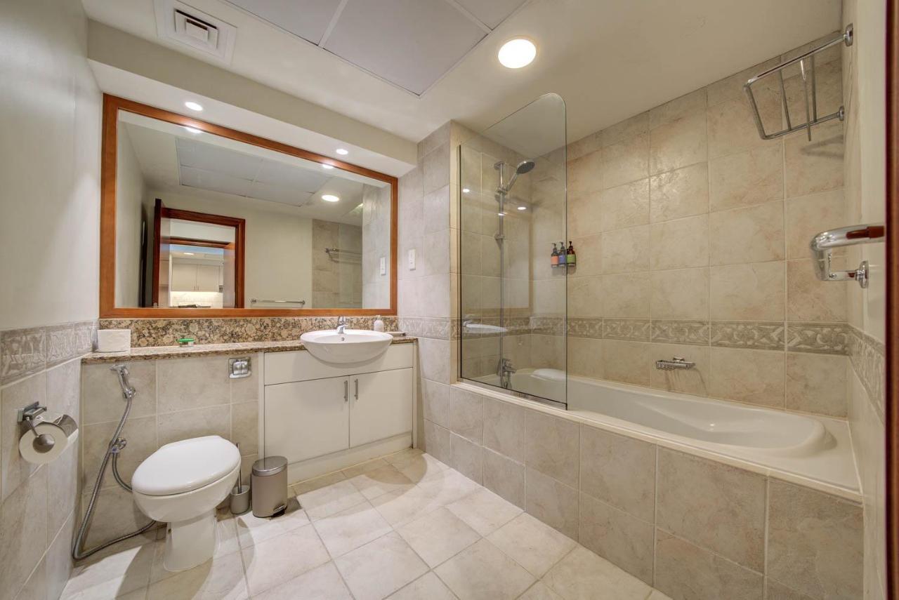 Stunning 2br L Marina View * Dubai