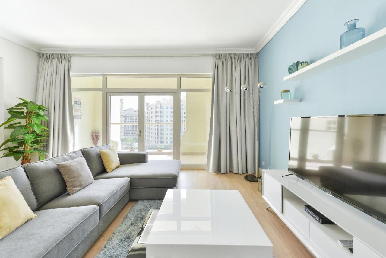 Apartment Shoreline - Beachfront Luxury Palm Jumeirah - Free 5* Access