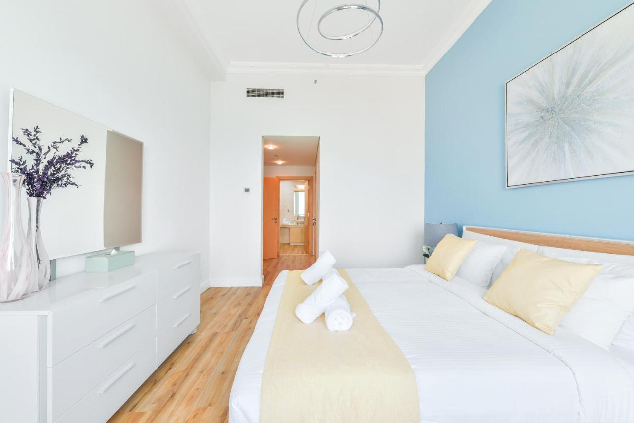 Shoreline - Beachfront Luxury Palm Jumeirah - Free 5* Access Apartment
