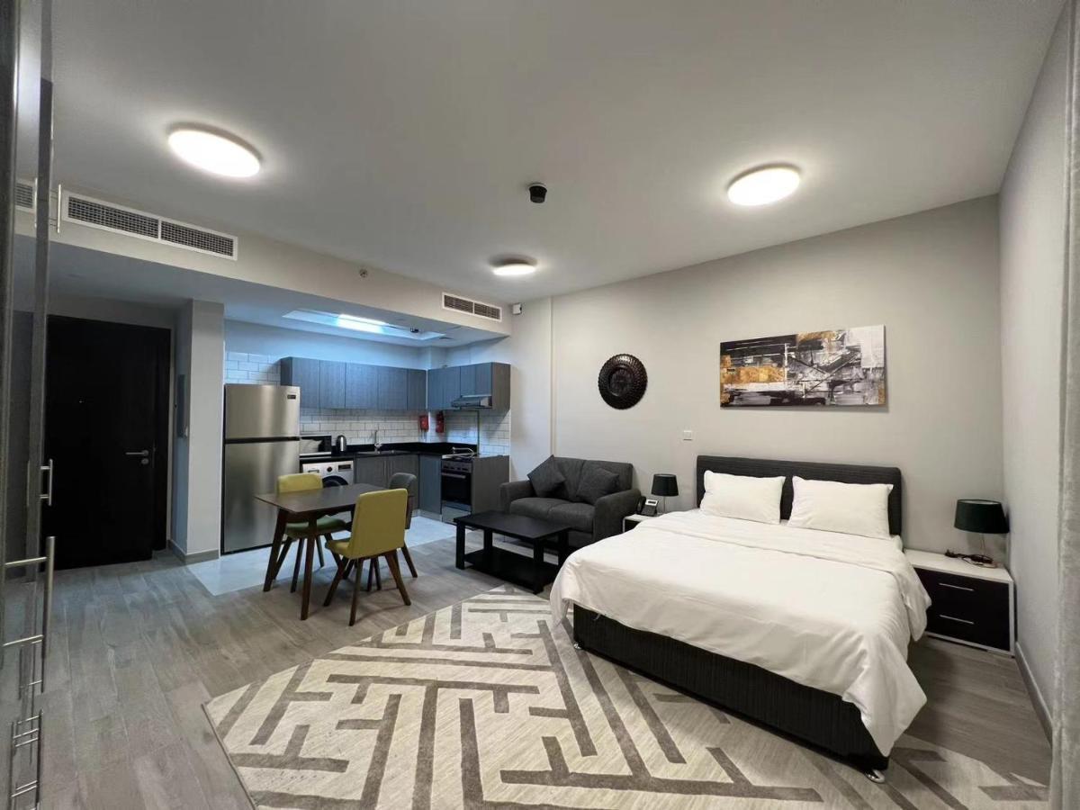 Penrose Place Jvc Apartment *