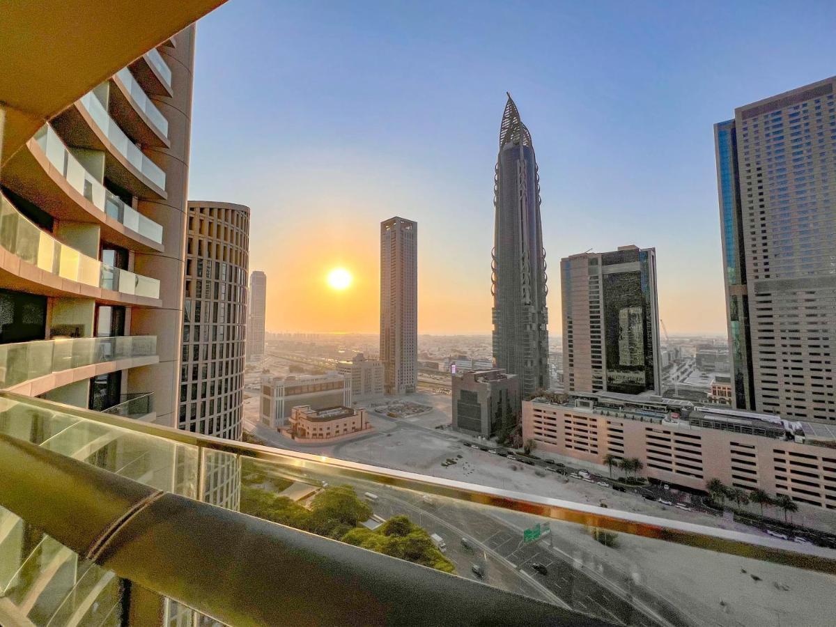 Cosmos Living Downtown Apartment