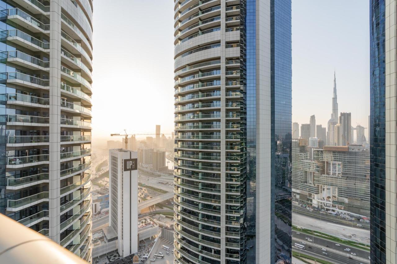 Lux Bnb Paramount Tower I Burj Views * Dubai