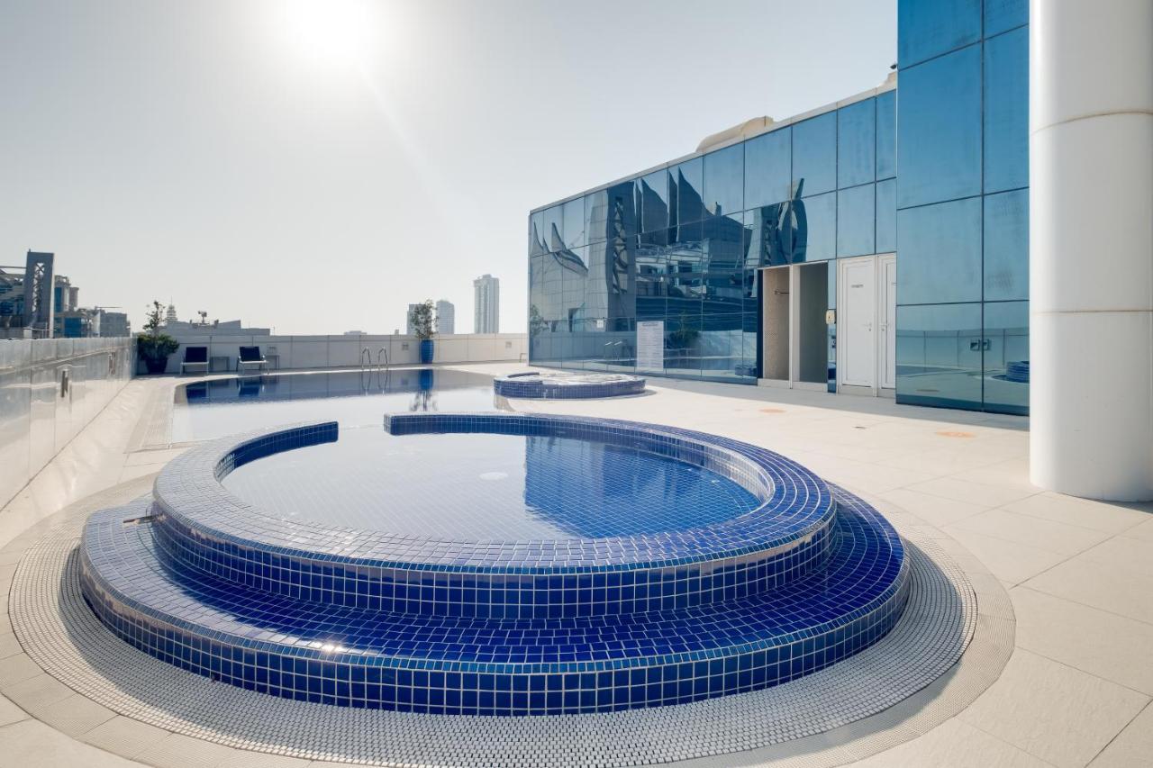 Luxury - Rooftop Pool - View Apartment