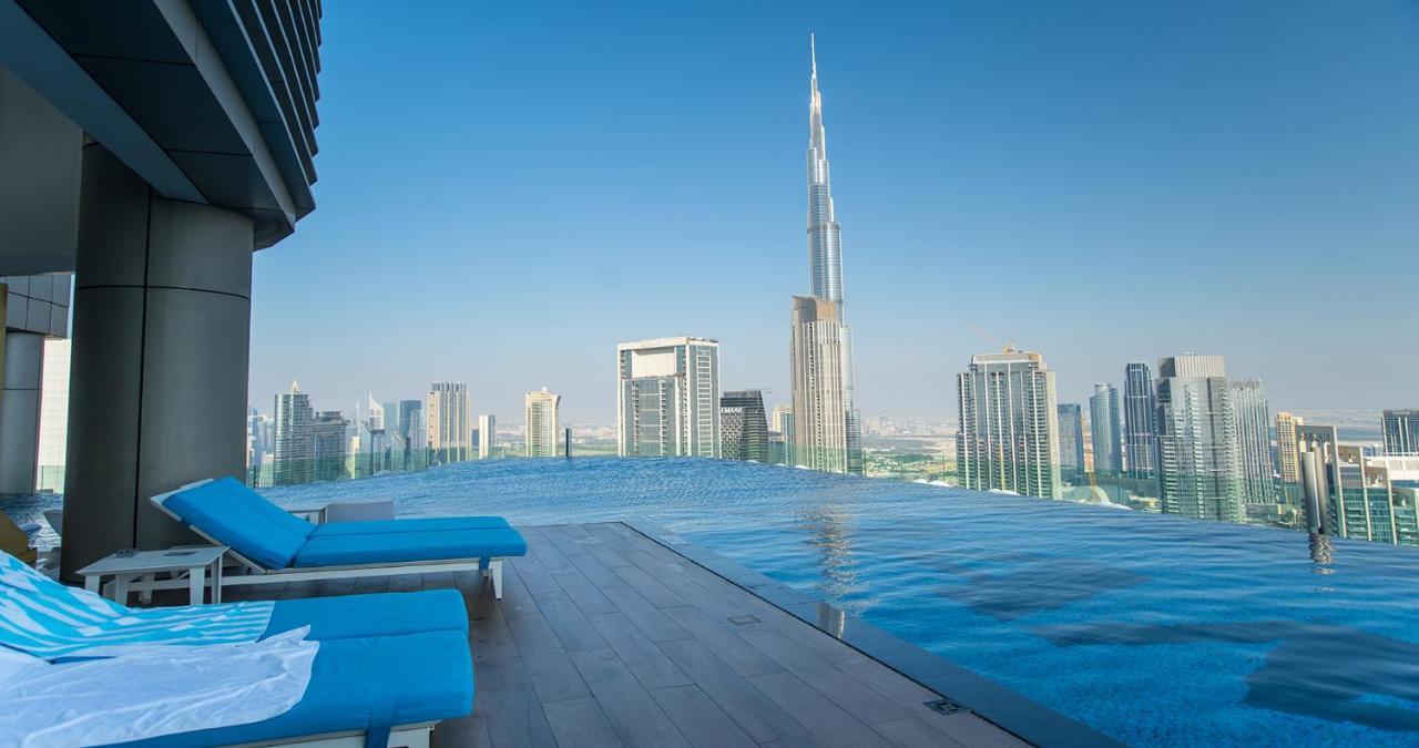 Infinity Pool & Burj Khalifa View L Luxe Paramount Apartment *