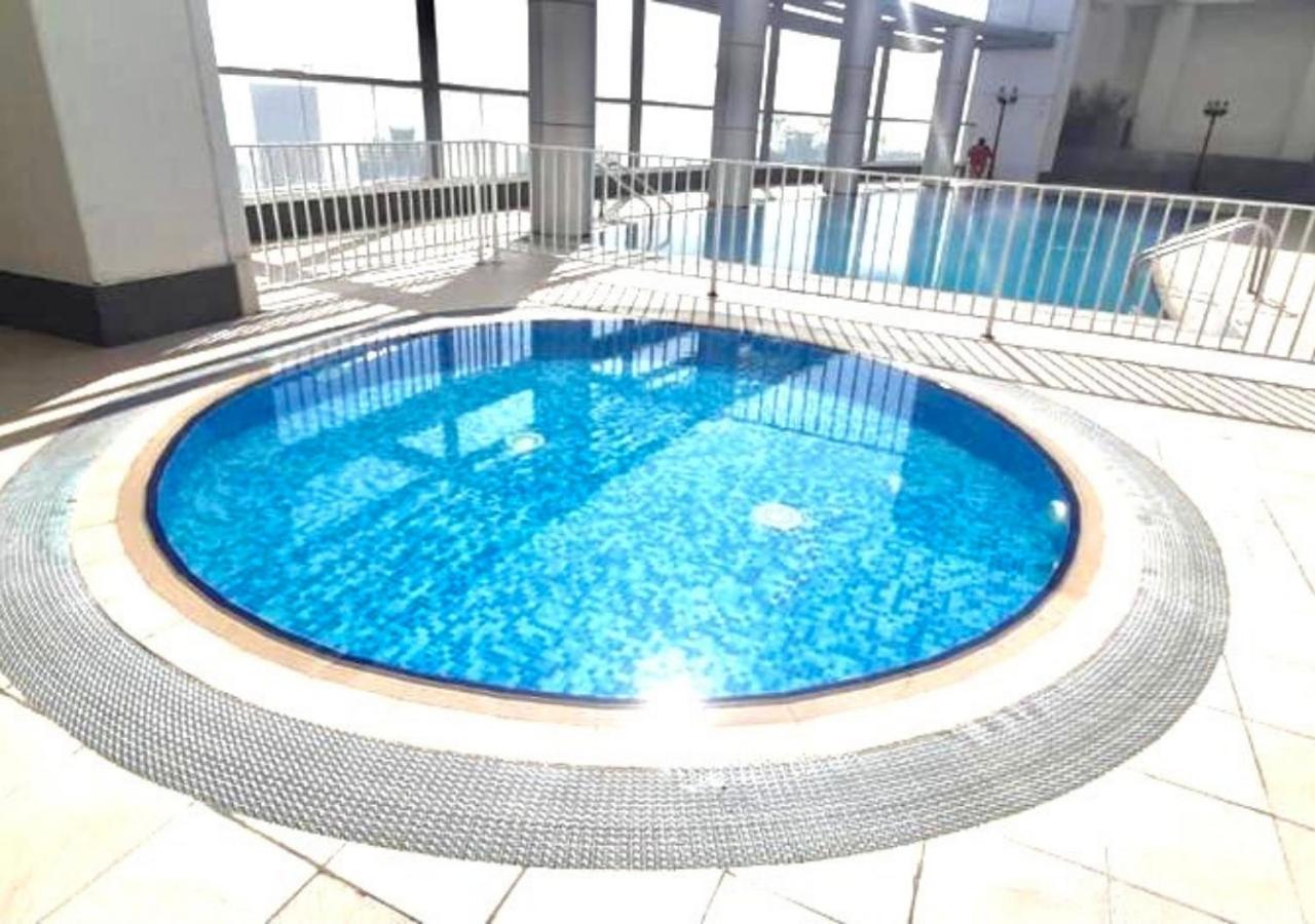 Rh- Chic & Sleek Apartment, Near Burj Khalifa
