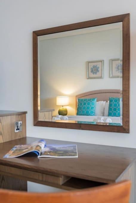 Marvelous Private In Palm Within Anantara 5 Star