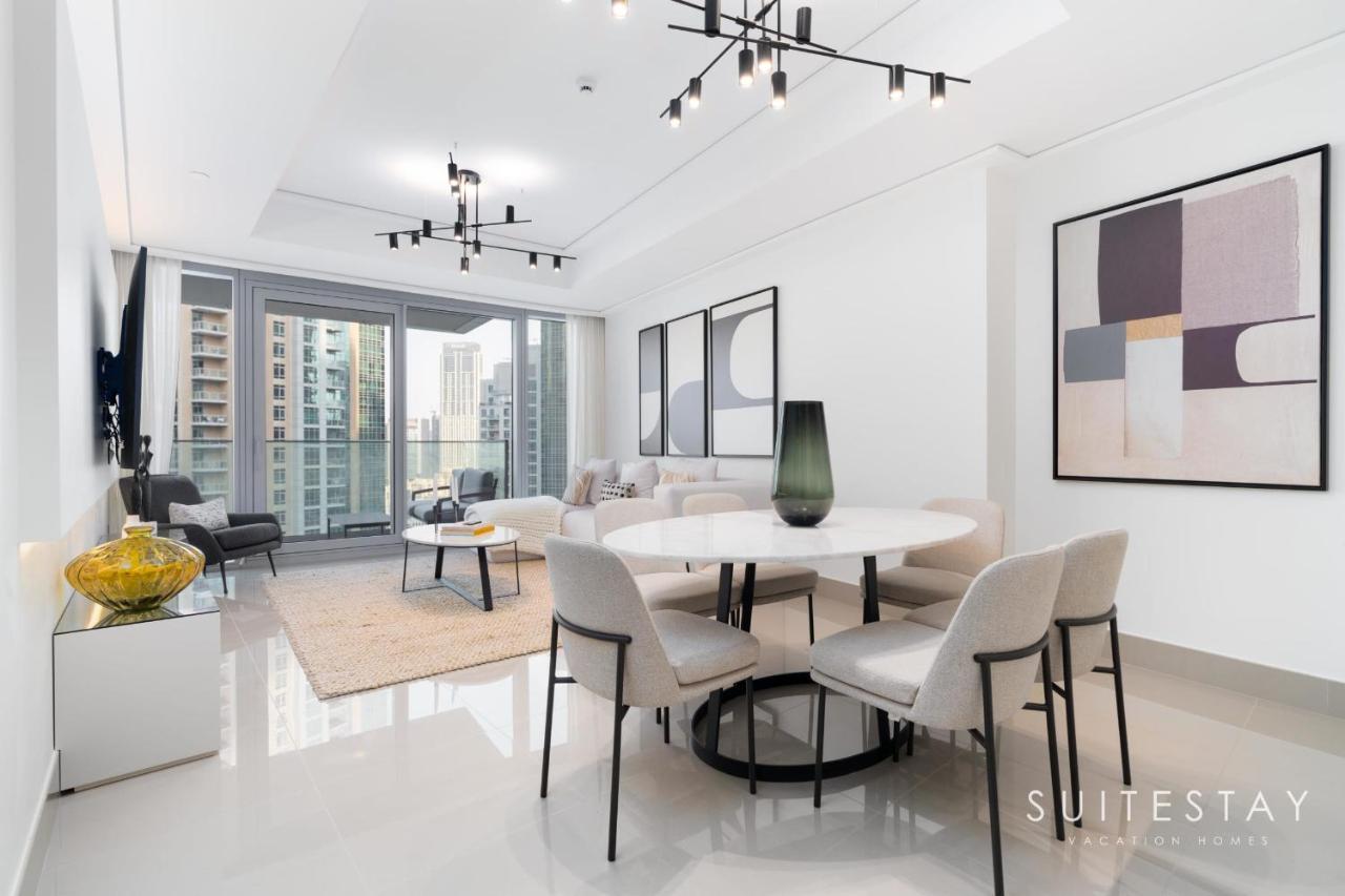 Fountain And Burj Khalifa Facing Exclusive Apartment Dubai
