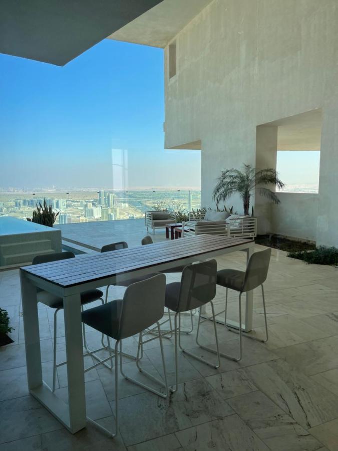 Skyvilla Fivehotel Jvc Private Pool Apartment