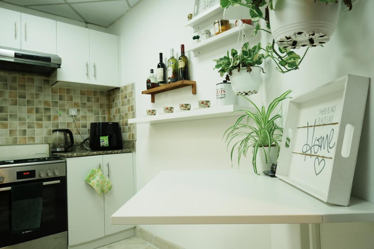 Cozy Spacious Near Downtown *