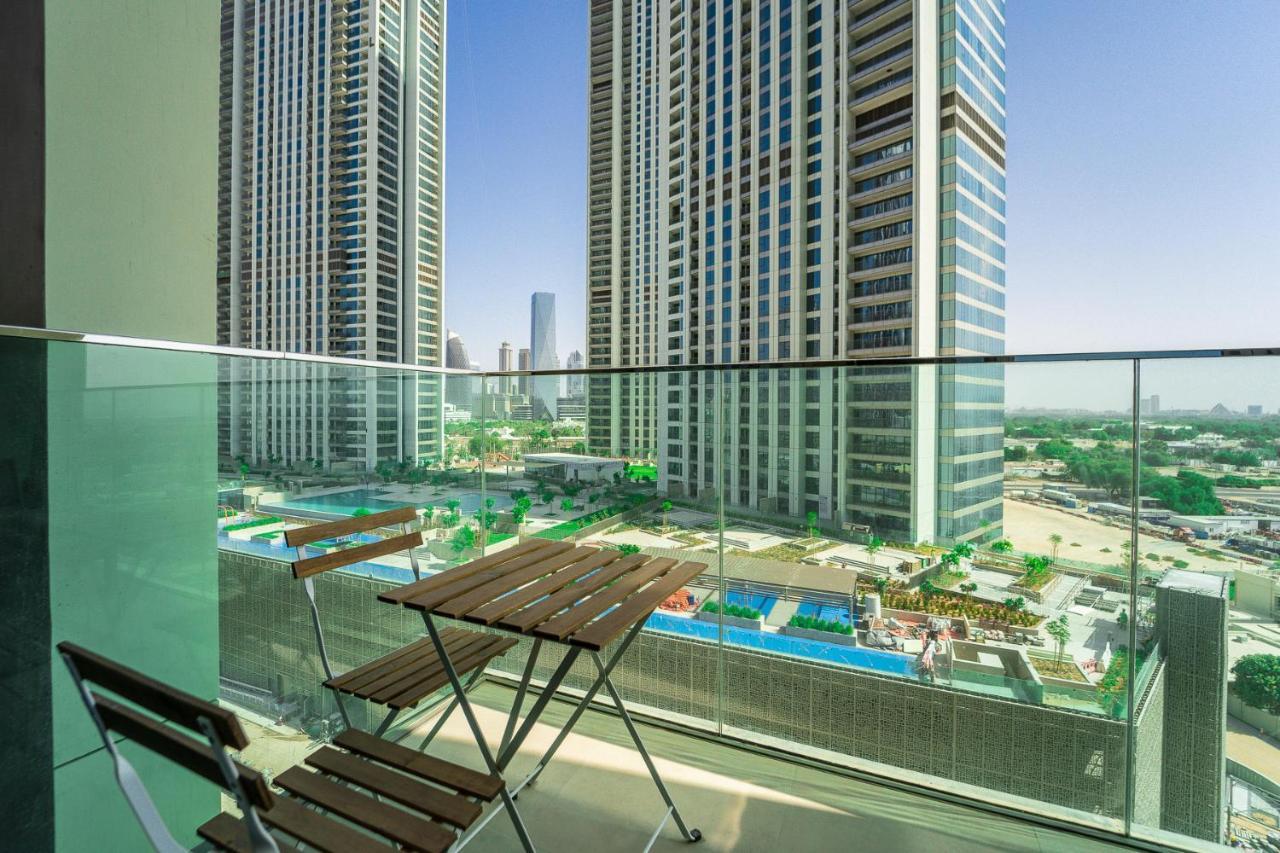 Luxury Staycation - Fancy Connected To Burj Khalifa Daire