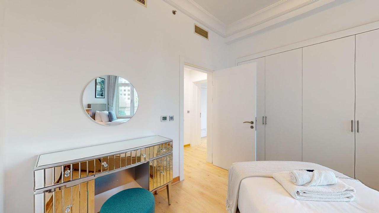 Apartment Elegant 2 Bedroom With Access Dubai