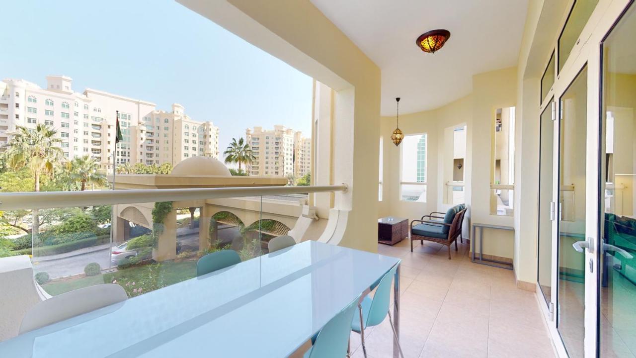 Elegant 2 Bedroom With Access Apartment *