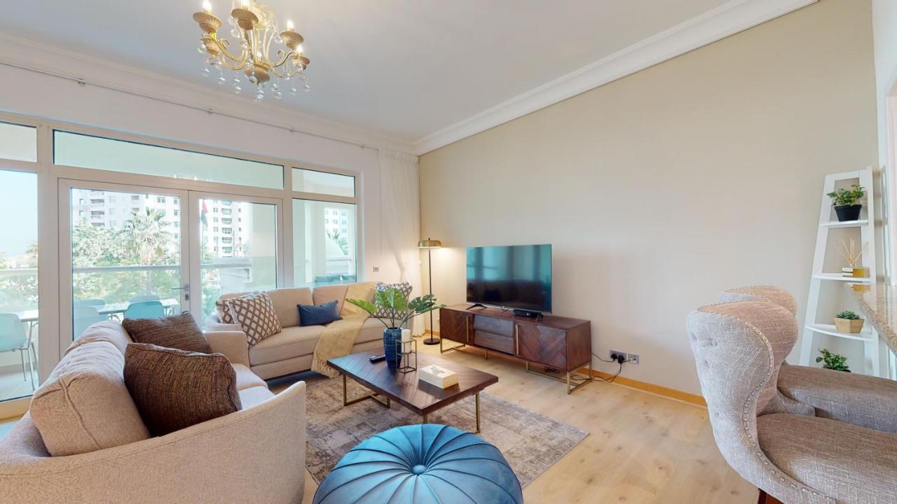 Elegant 2 Bedroom With Access Apartment